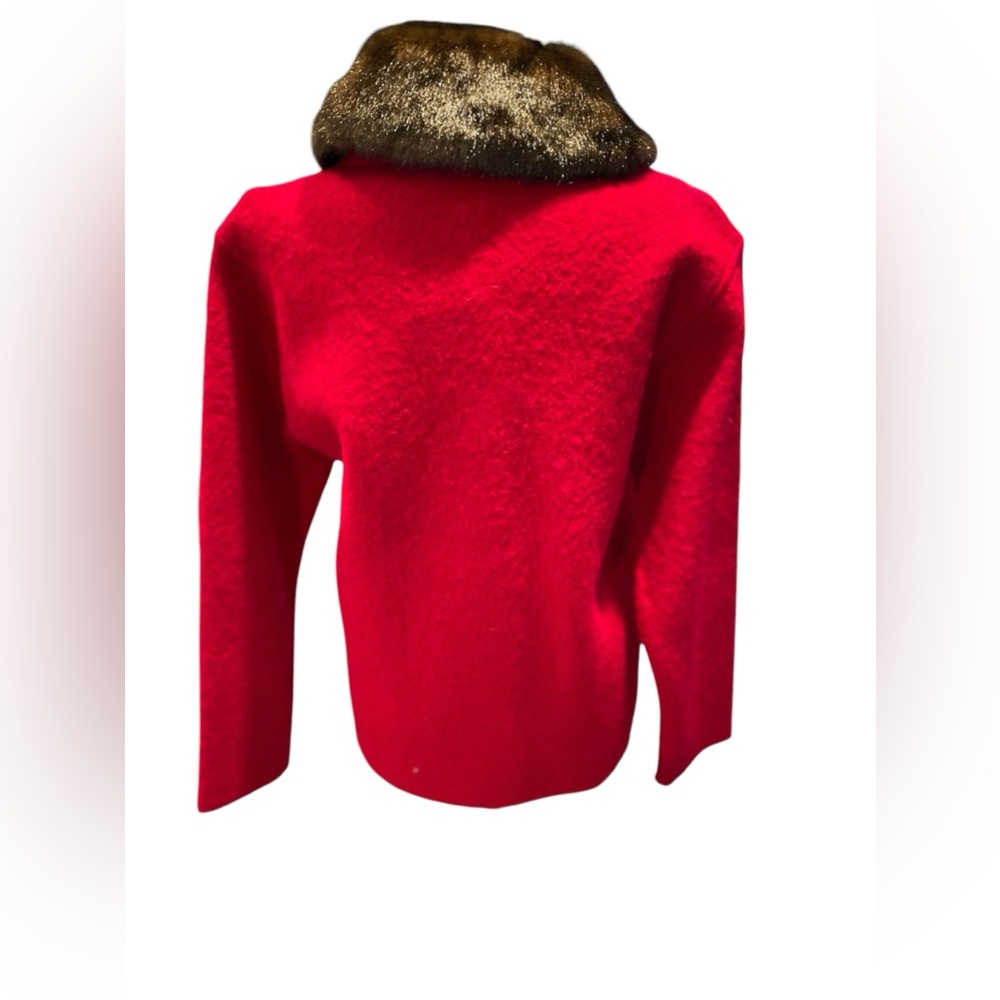 NWT. Lisa international red wool coat with removable fur collar. Size medium. - Picture 3 of 5